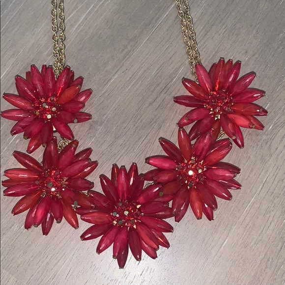 Red Flower Necklace - Picture 3 of 4